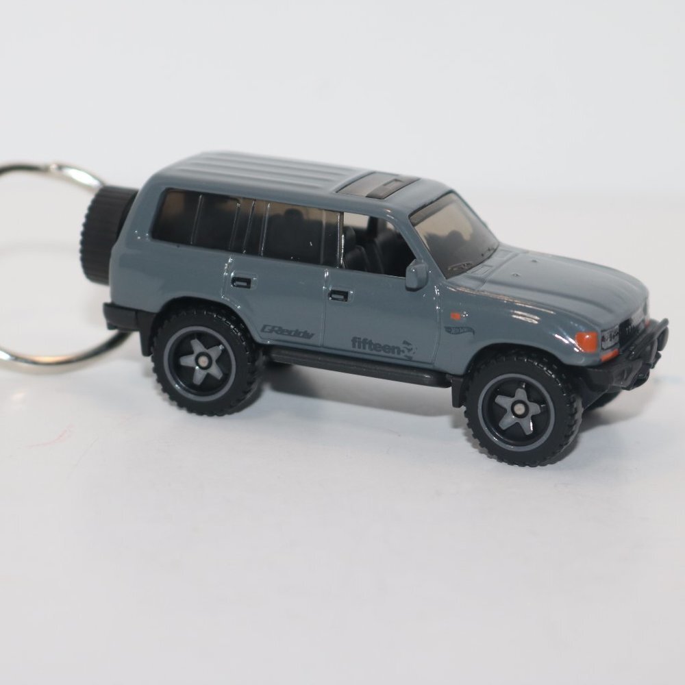 Hot Wheels Hot Trucks 1990 Land Cruiser 7/10 CUSTOM keychain
